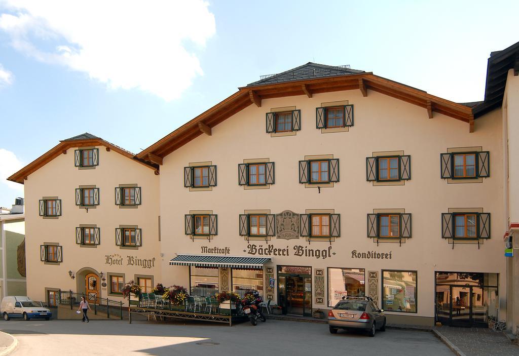 Hotel Binggl Mauterndorf  Bagian luar foto